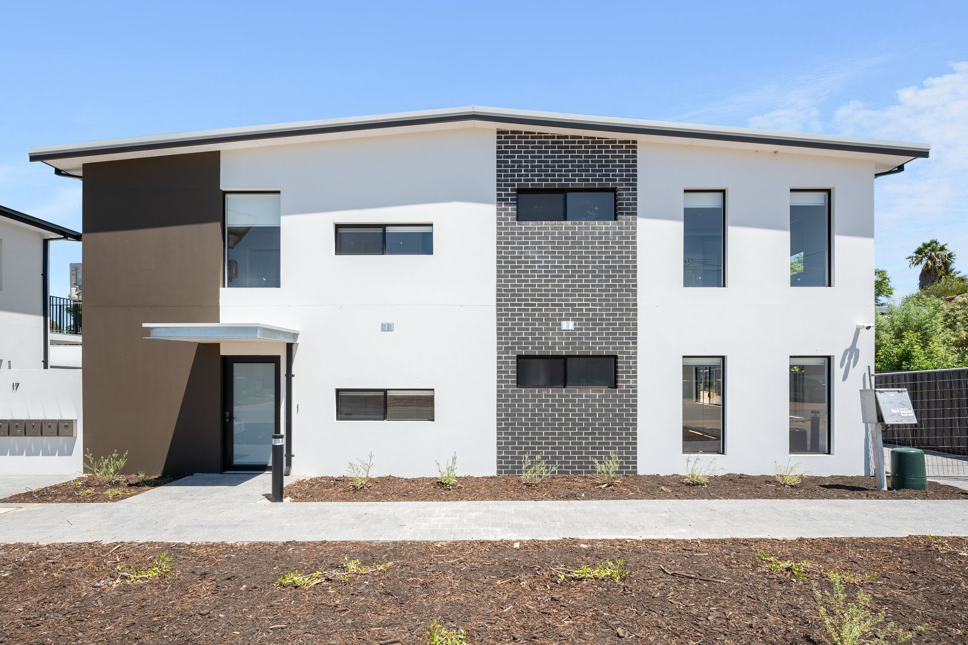 10_17 Hancock St, Mandurah 09