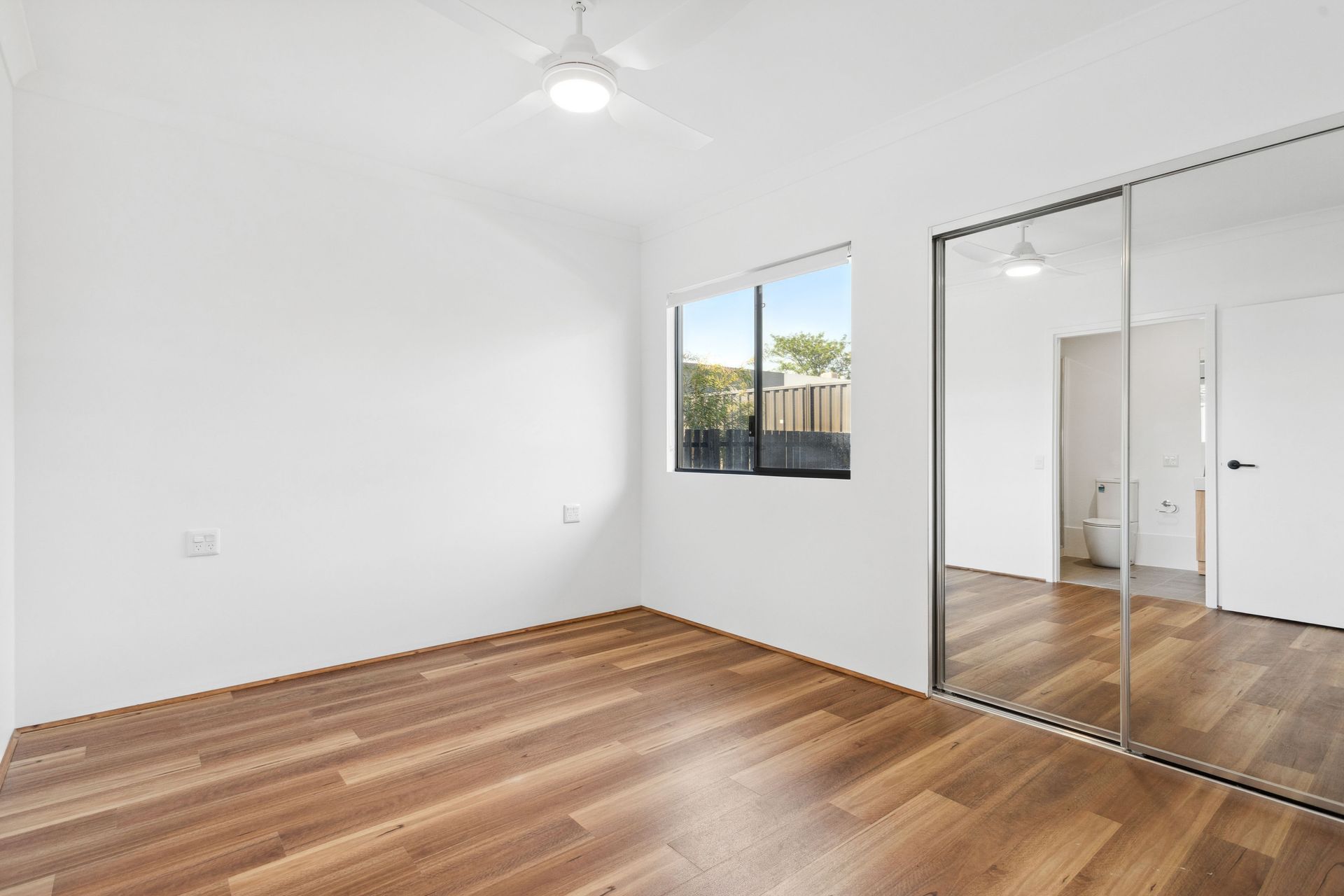 2_3 32 Orr St, Maddington 1