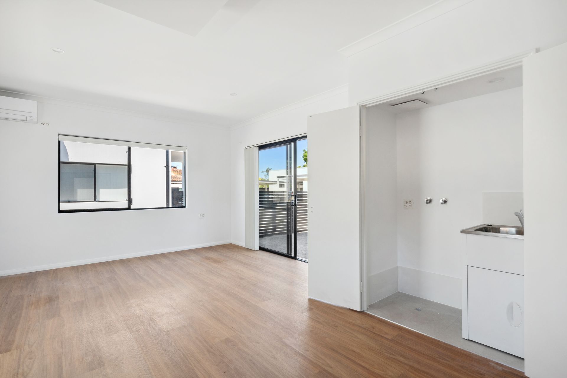8_17 Hancock St, Mandurah 07