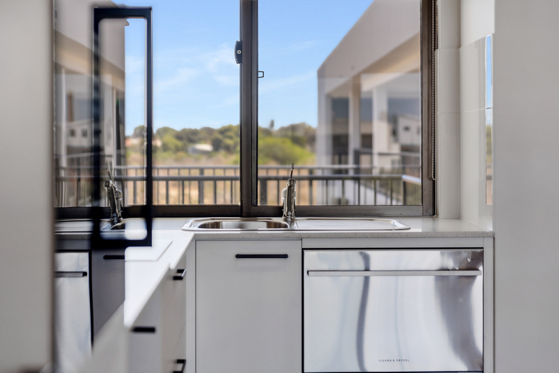 WEB Shoreline SDA Apartment North Coogee 13